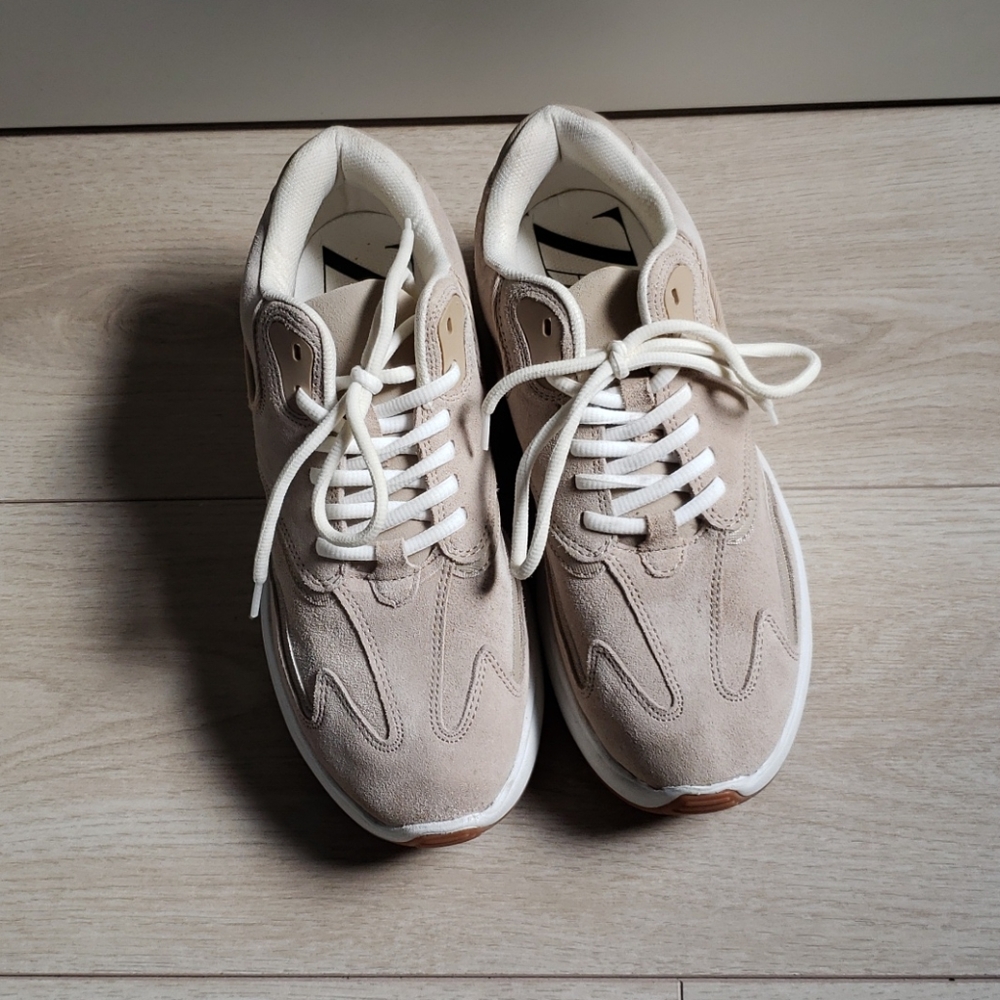 Zara White and Cream Sneakers with Chunky Silhouette - Picture 5 of 5